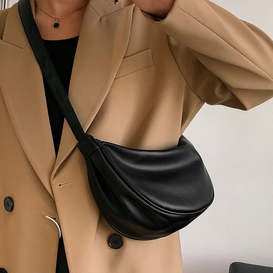 Amelia - Petite Leather Bag