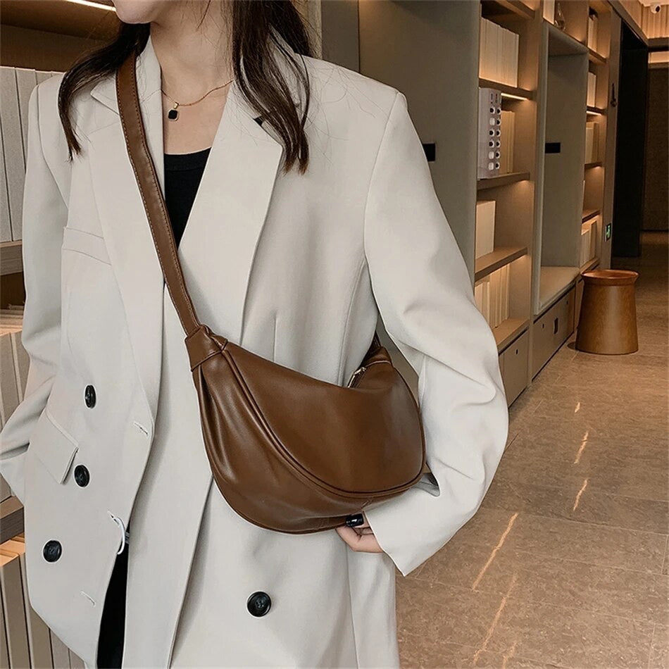 Amelia - Petite Leather Bag