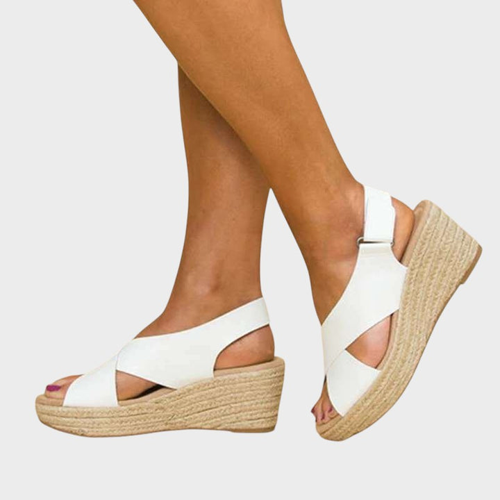 Charlotte - Stylish Sandals with Cross Straps