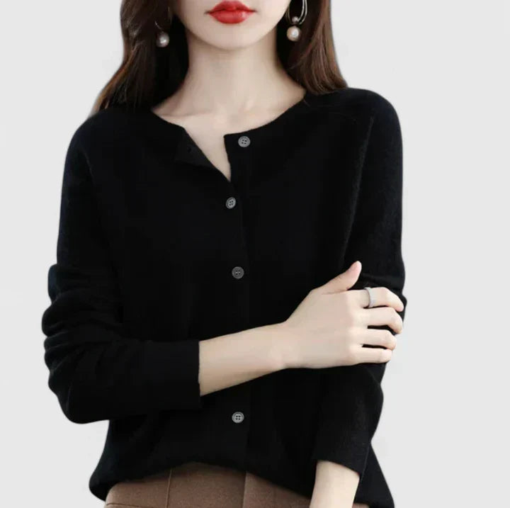 Carla - Stylish All-Season Cardigan
