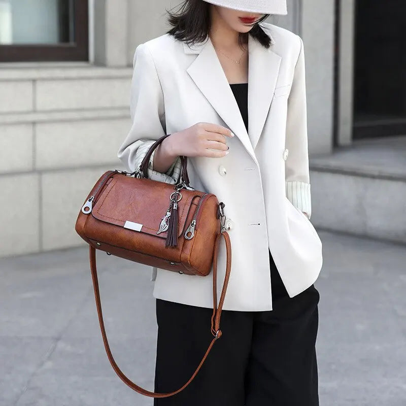 Sienna - Leather Shoulder Bag