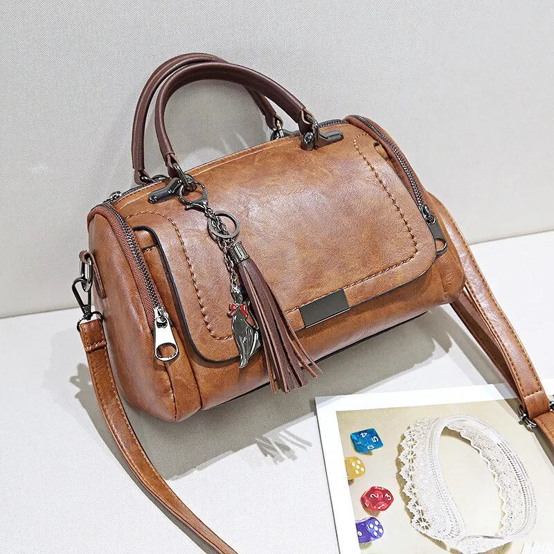 Sienna - Leather Shoulder Bag