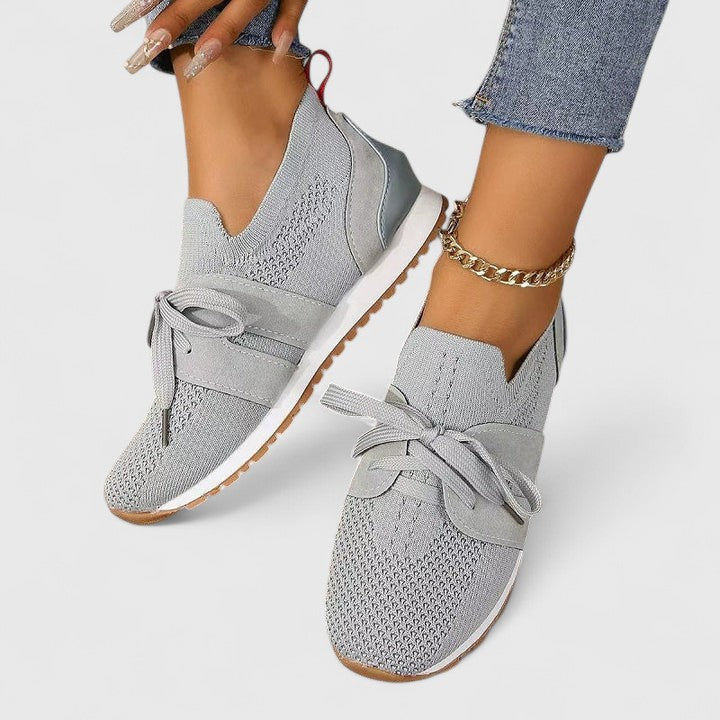Loïs - Orthopaedic Trainers