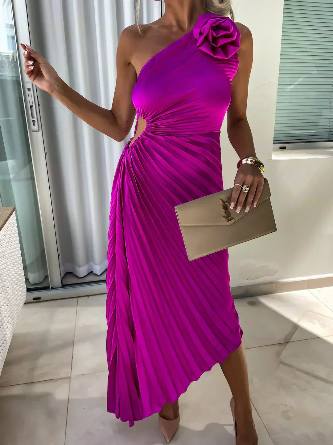 Sarah - Elegant Floral Dress