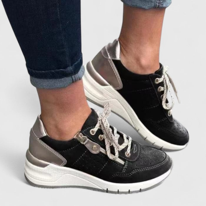 Beverly - Orthopaedic Trainers