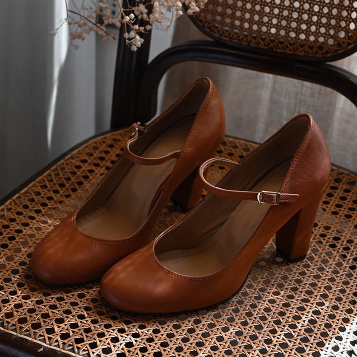 Elizabeth - Sandals with Small Heel